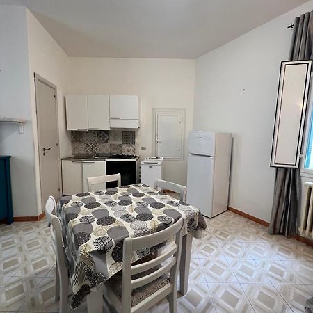 Appartamentino Nel Chiasso โมโนโปลี ภายนอก รูปภาพ