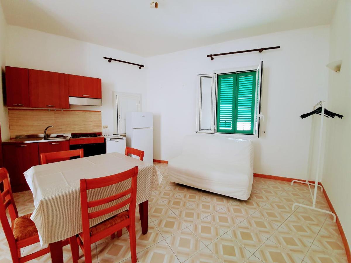 Appartamentino Nel Chiasso โมโนโปลี ภายนอก รูปภาพ