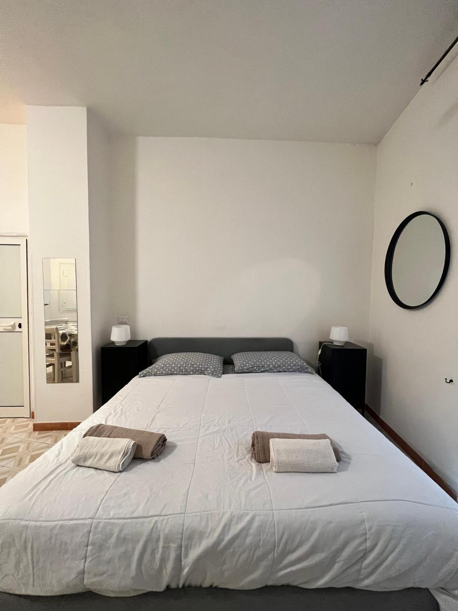 Appartamentino Nel Chiasso โมโนโปลี ภายนอก รูปภาพ
